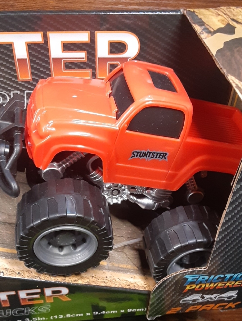 Monster Trucks set of 4 (OR 1/$15, 2/$26, 3/$33) - Picture 4 of 11